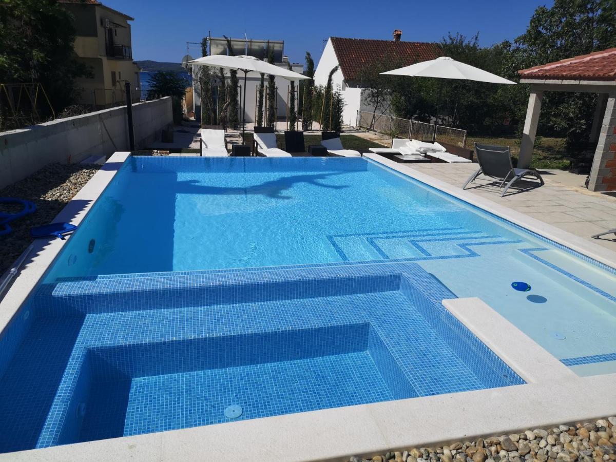 Villa Lukas Sukošan Exterior foto