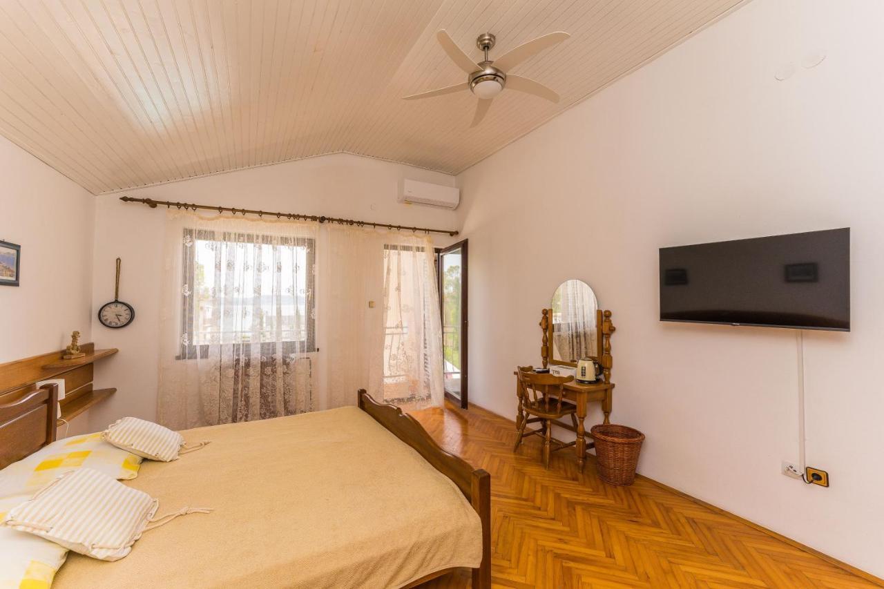 Villa Lukas Sukošan Exterior foto
